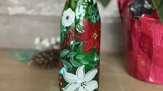Винная бутылка, расписанная вручную и подсвеченная к празднику.