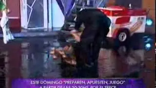 Showmatch 2010 - Nuevo round entre Flavio y Belén