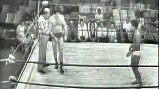 2/2 1966 Wrestling ARGENTINA APOLLO V BOB BOYER