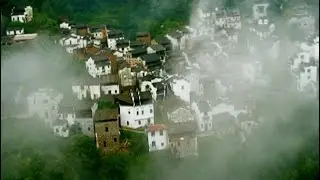 Spring Creates Idyllic Scenery in Ancient Chinese Village