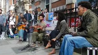 Andrew Ashong performing Flowers