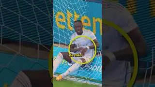 MAN&Eacute; FEZ UM GOL DE M&Atilde;O E FINGIU QUE NADA ACONTECEU! 👀