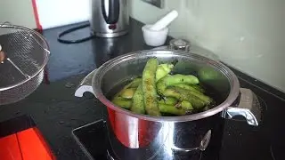 Cūku pupas - варёные бобы, летний деликатес