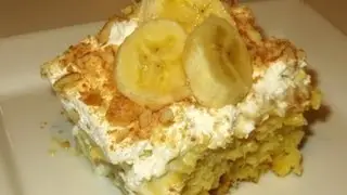 Banana Pudding Poke Cake