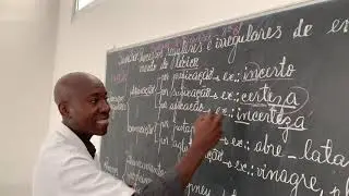 V&iacute;deo aula da 8&ordf; classe l&iacute;ngua portuguesa do CCV2.