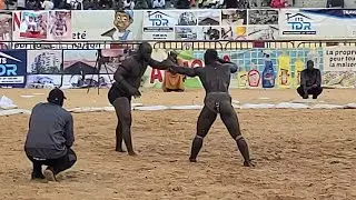 combat : Guadia Fama ecrase Khayta &agrave; l'ar&egrave;ne national