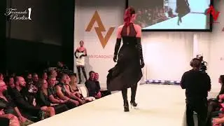 Opera gloves and long boots - Fernando Berlin