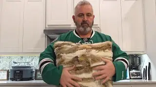 REVIEW - Rabbit Fur Pillow Cover