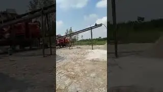 Mobile Stone Crusher Plant with Sieves for Sale Georgia Portable Reinforced Concrete Crusher