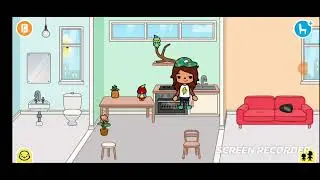 Попугай-шкодник в тока бока!