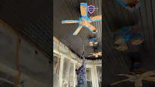 This patio ceiling was long overdue for a fresh coat of paint ☀️🎨 Even with just one coat, you