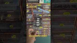 WR TEC em A&ccedil;&atilde;o. Organizando todos os componentes eletr&ocirc;nicos no gaveteiro e no sistema do computador