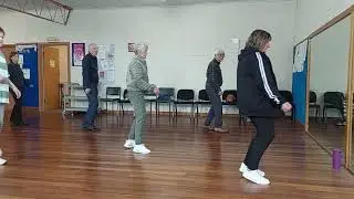 Country Dancing Queen - Easy Intermediate Line Dance