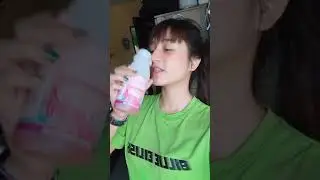 Drinking Fleur Collagen