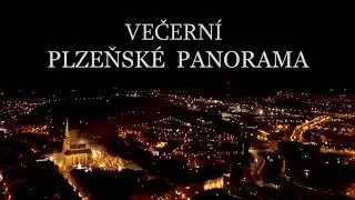 Večerní vánoční plzeňské panorama