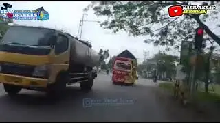 truk birex oleng tipis tipis!!versi lagu terpopuler ???penasaran sama lagunya! apa oleng nya???