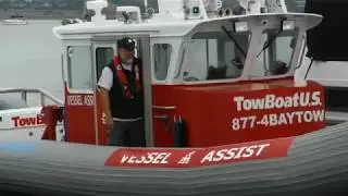 vessel assist hip tow into clipper harbor