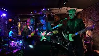 Who Do You Love   Featuring Bob Costello, Lynn Costello, Tony DePaolo,Jon Slackman, Nate Allen, Emil