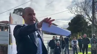 Live Auction @ 4/19 Darling Street, Hughesdale