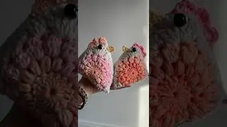 Crochet Granny Square Chickens - What to do with yarn scraps #grannysquare #yarnscraps