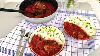 Riz blanc accompagn&eacute; de la sauce tomate aux poisson frais (lanmoumou d&eacute;si) pour 2 personnes