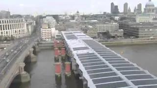 Blackfriars solar bridge timelapse - Solarcentury