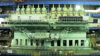 Large W&auml;rtsil&auml; X92 diesel marine propulsion engine assembly time-lapse