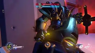 Zenyatta with golden balls