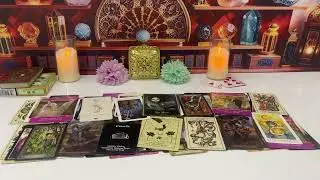 PISCES A COMMUNICATION BREAKTHROUGH & STEPPING INTO THE LIGHT ! PISCES LOVE TAROT READING