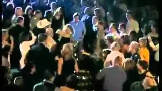 Change - Taylor Swift - Live ACMs 2010
