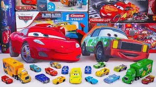 Disney Pixar Cars Unboxing Review | Cars Lightning McQueen Hot Wheels Garage Toy Play