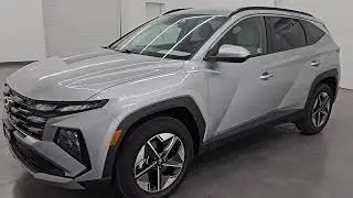2025 HYUNDAI TUCSON SEL AWD SHIMMERING SILVER 4K WALKAROUND 15910Z