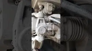 Train bogie & breaking system dry clean| train bogie air pressure cleaning|#shorts #train #viral