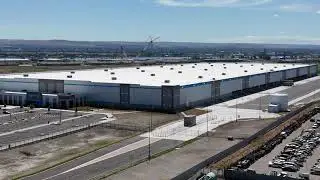 Drone video of the new Amazon Building going up in Pasco, Wa.
