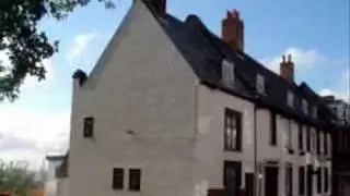 lowestoft pubs