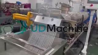 Twin screw extruder, water granulation equipment