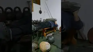 ТРЕНИРОВКИ С КАМНЯМИ! КАМЕНЬ 75 КГ! ЖИМ ЛЁЖА 16 РАЗ