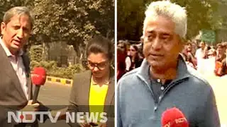 Prime Time: Journalists march to protest against attacks on media personnel