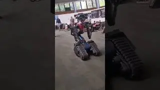 Johnny 5 Military Robot S.A.I.N.T Prototype From 80's Cult Classic Short Circuit.