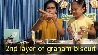 We made graham cake at home||Mommy Shiela and Stacey