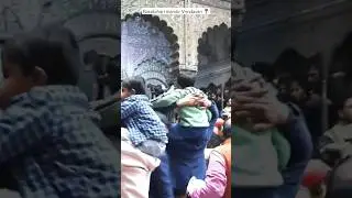 Shree bakebihari mandir Vrindavan 📍 #shreekrishna #bakebihari #dailyvlog
