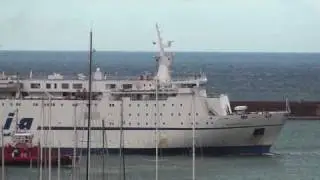nave tirrenia