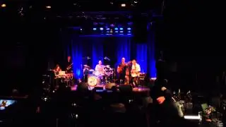Knut V&aelig;rnes solo on Pebbles
