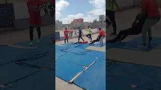 un show d' acrogym sur le thème de la guerre imposé - LYCÉE RHALI LFAROUK ATTAOUIA