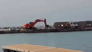 LAVORI PORTO SCARIO 21APR