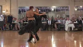 Florencia Lucano and Gustavo Russo at Milonga Sonata 1/3