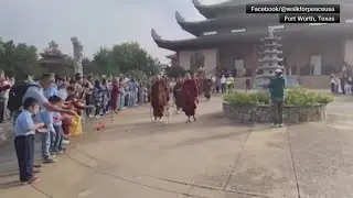 Buddhist monks walk across America for peace