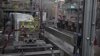Precise and Efficient F-Style Bottle Case Packing with Combi's SPP Pick and Place