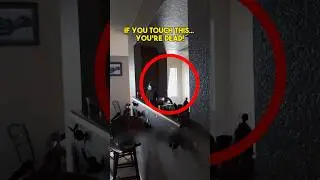 Если ты прикоснешься к этому&hellip; ты покойник!