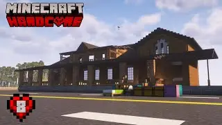 I built a GOLDEN CARROT DINER in Minecraft Hardcore
